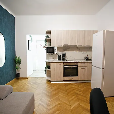 Wonderwall - 1br Hideaway In Vibrant Piata Romana * Bucharest